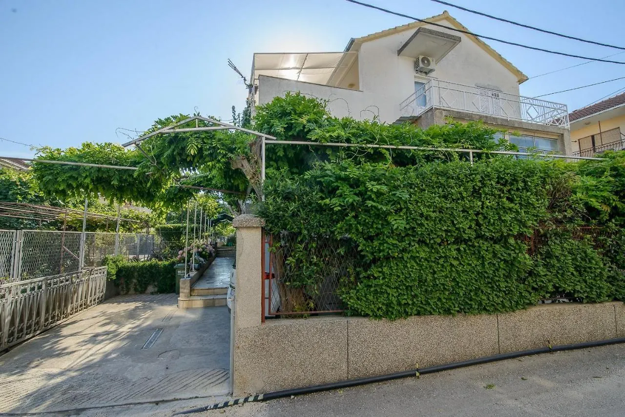 Apartment Choko Trogir